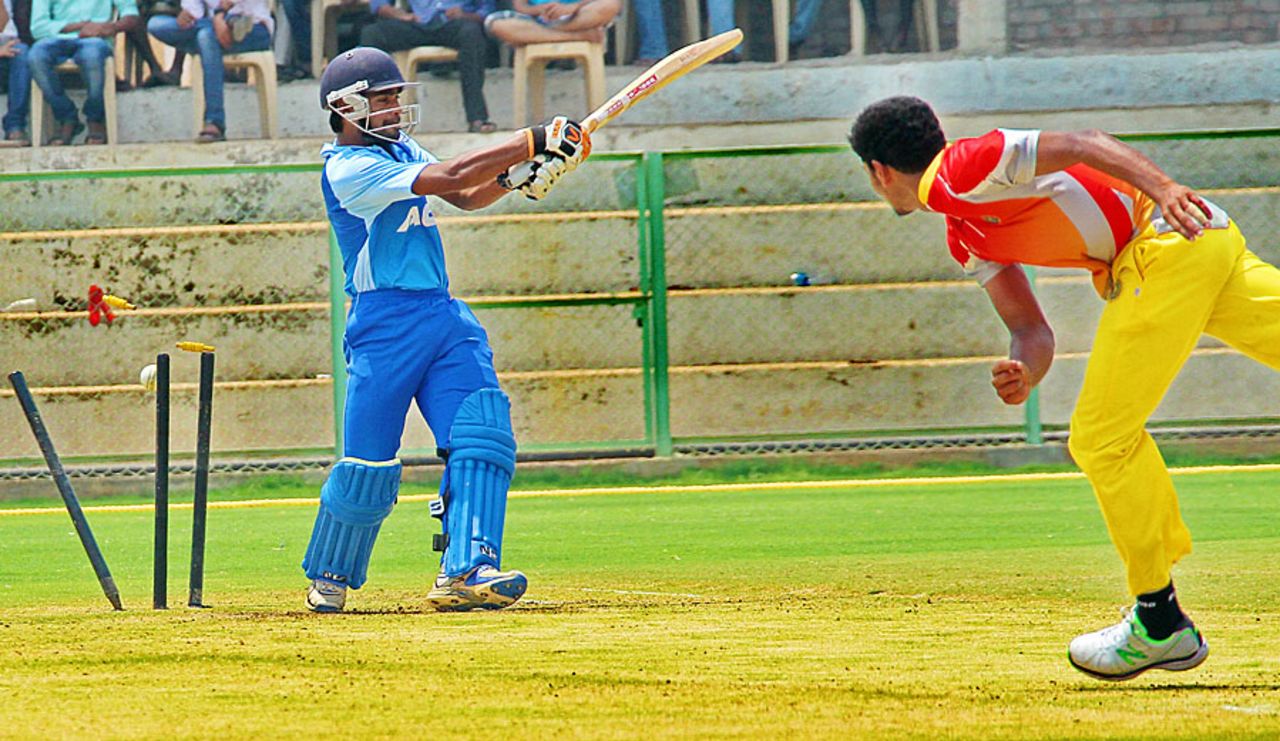 B Ayyappa loses his off stump to Basil Thampi, Andhra v Kerala, Syed Mushtaq Ali Trophy, Vizianagaram, April 5, 2014