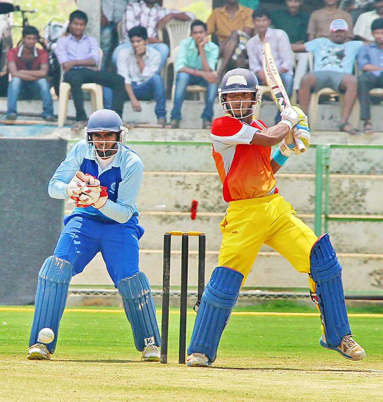Kerala's Vishnu Vinod plays through the off side, Andhra v Kerala, Syed Mushtaq Ali Trophy, Vizianagaram, April 5, 2014