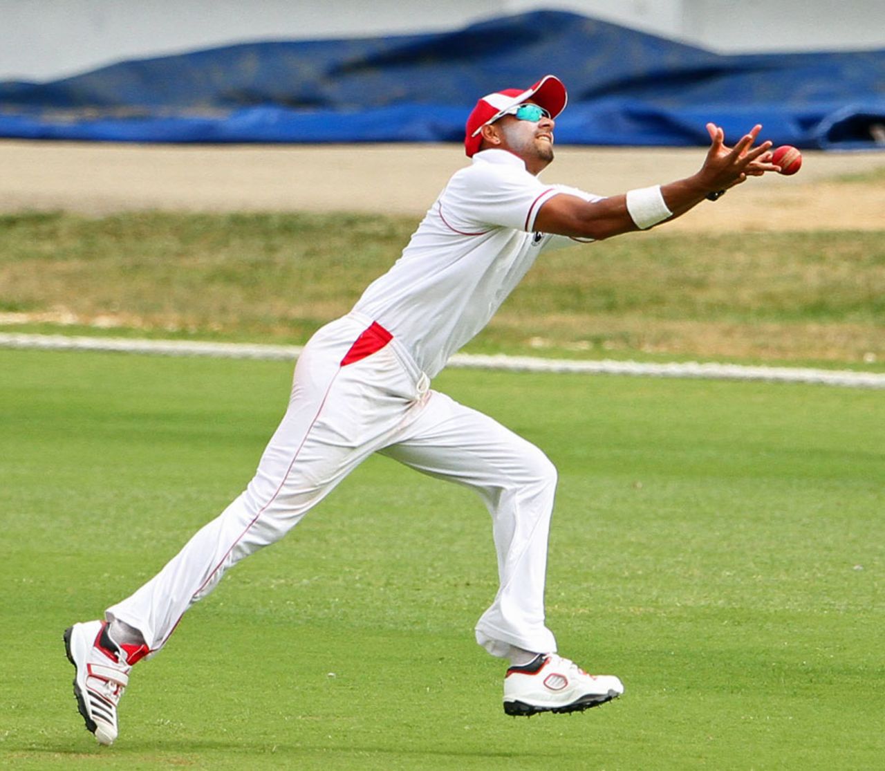 Rayad Emrit failed to hold on to a catch, Trinidad & Tobago v Jamaica, Regional Four Day Competition, 2nd day, Port of Spain, April 5, 2014