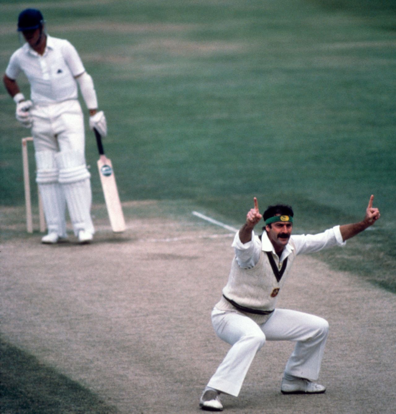 Dennis Lillee celebrates the wicket of Geoffrey Boycott, 1975