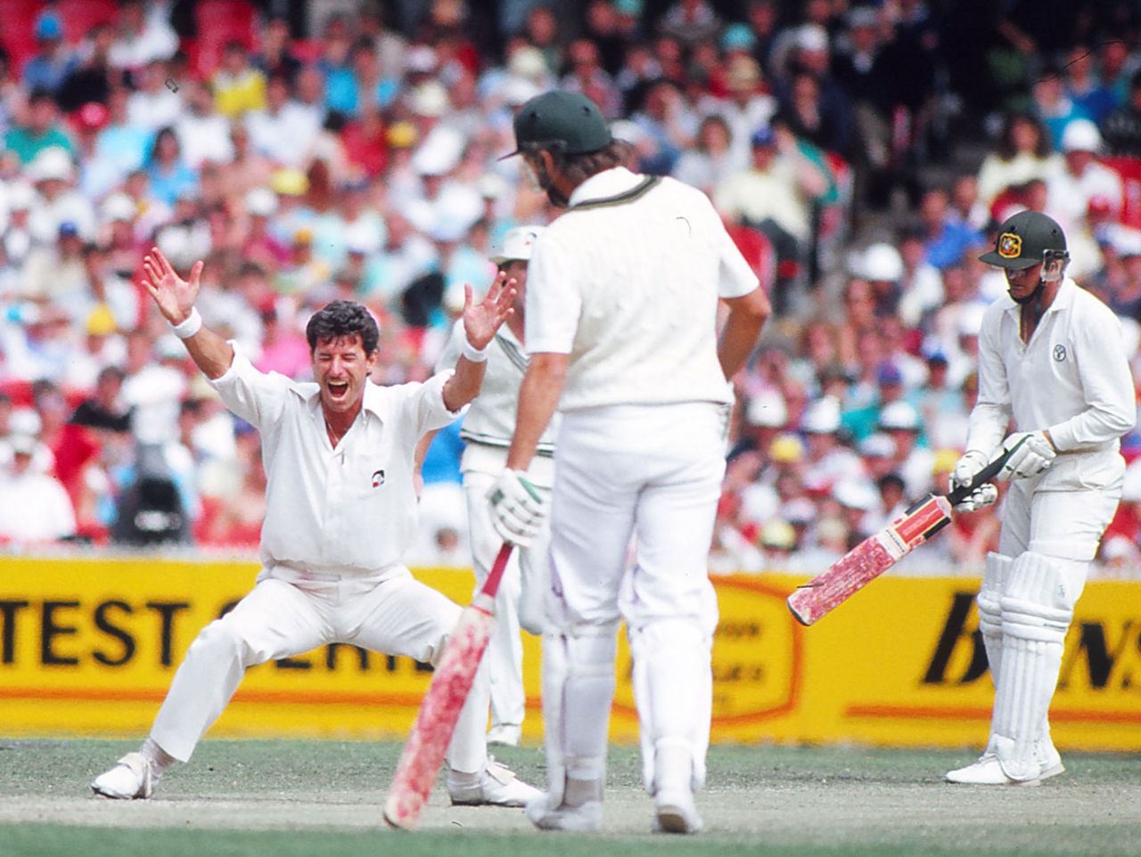 Richard Hadlee celebrates a wicket, Australia v New Zealand, 3rd Test, MCG, 3rd day, December 28, 1987