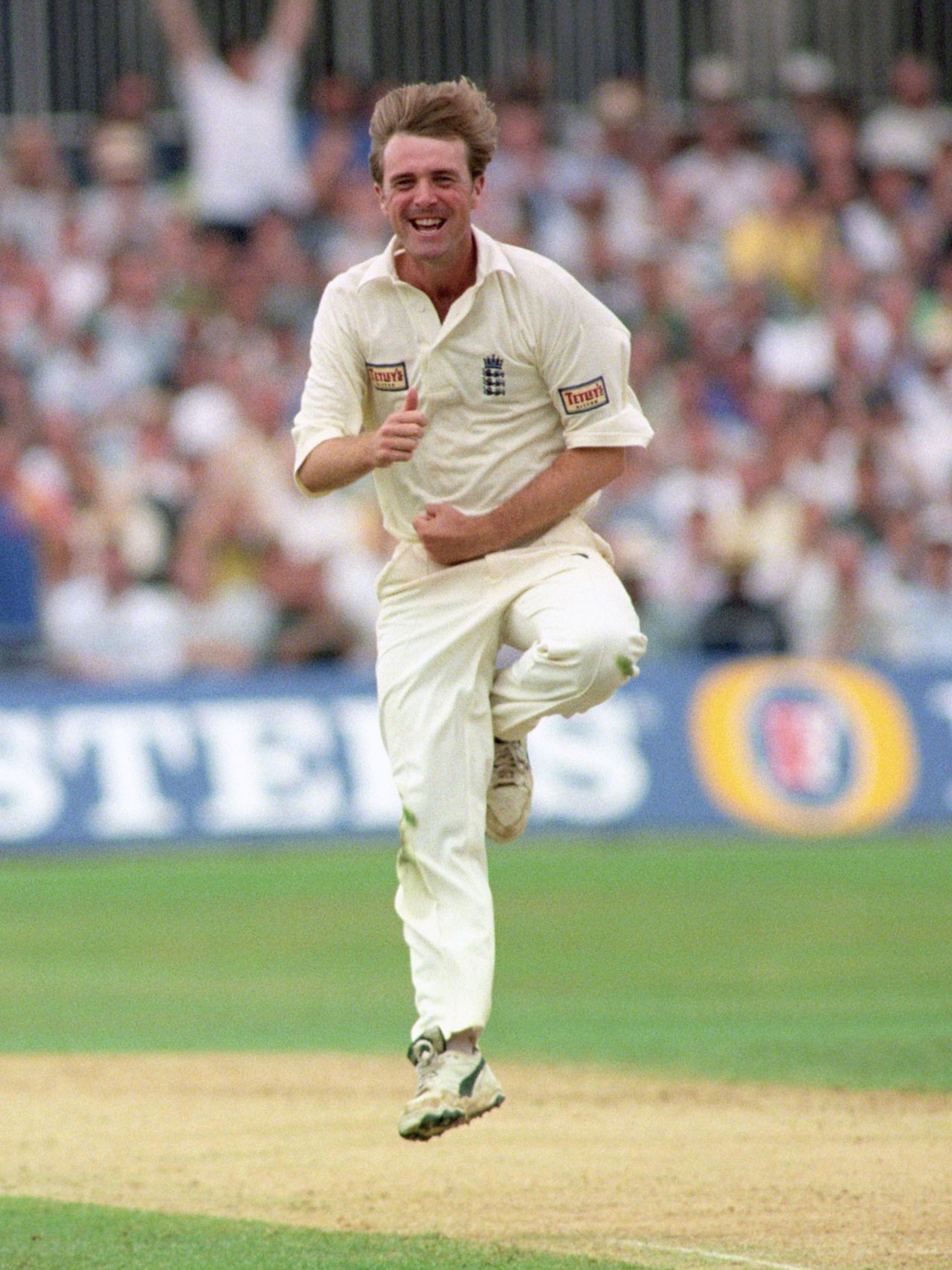 Phil Tufnell does a jig , England v Australia, 6th Test, The Oval, August 23, 1997