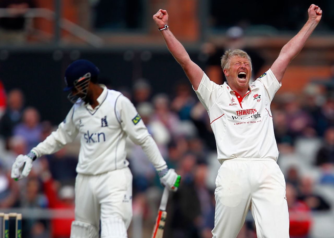 Glen Chapple claimed his 900th first-class wicket for Lancashire when he removed Varun Chopra, Lancashire v Warwickshire, County Championship, Division One, Old Trafford, April 21, 2014