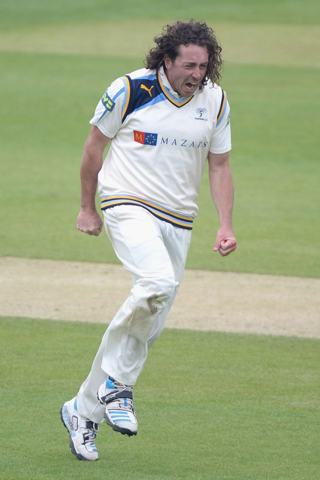 Ryan Sidebottom lets out a celebratory roar, Yorkshire v Northamptonshire, County Championship, Division One, Headingley, 3rd day, April 22, 2014