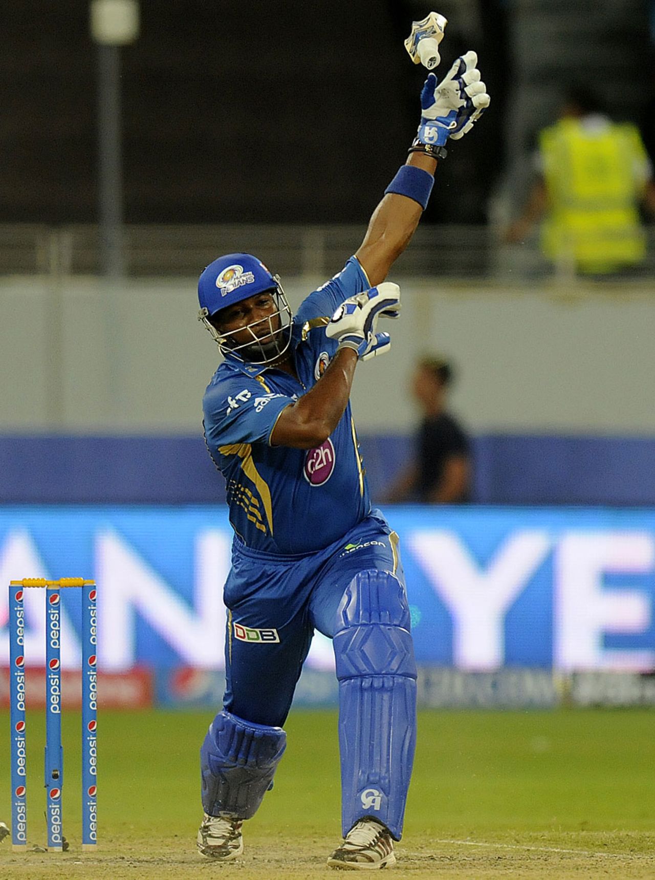 Kieron Pollard swings and loses his bat, Mumbai Indians v Sunrisers Hyderabad, IPL 2014, Dubai, April 30, 2014