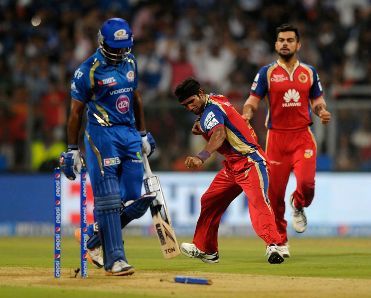 Ashok Dinda burst through the defences of Ambati Rayudu, Mumbai Indians v Royal Challengers Bangalore, IPL 2014, Mumbai, May 6, 2014