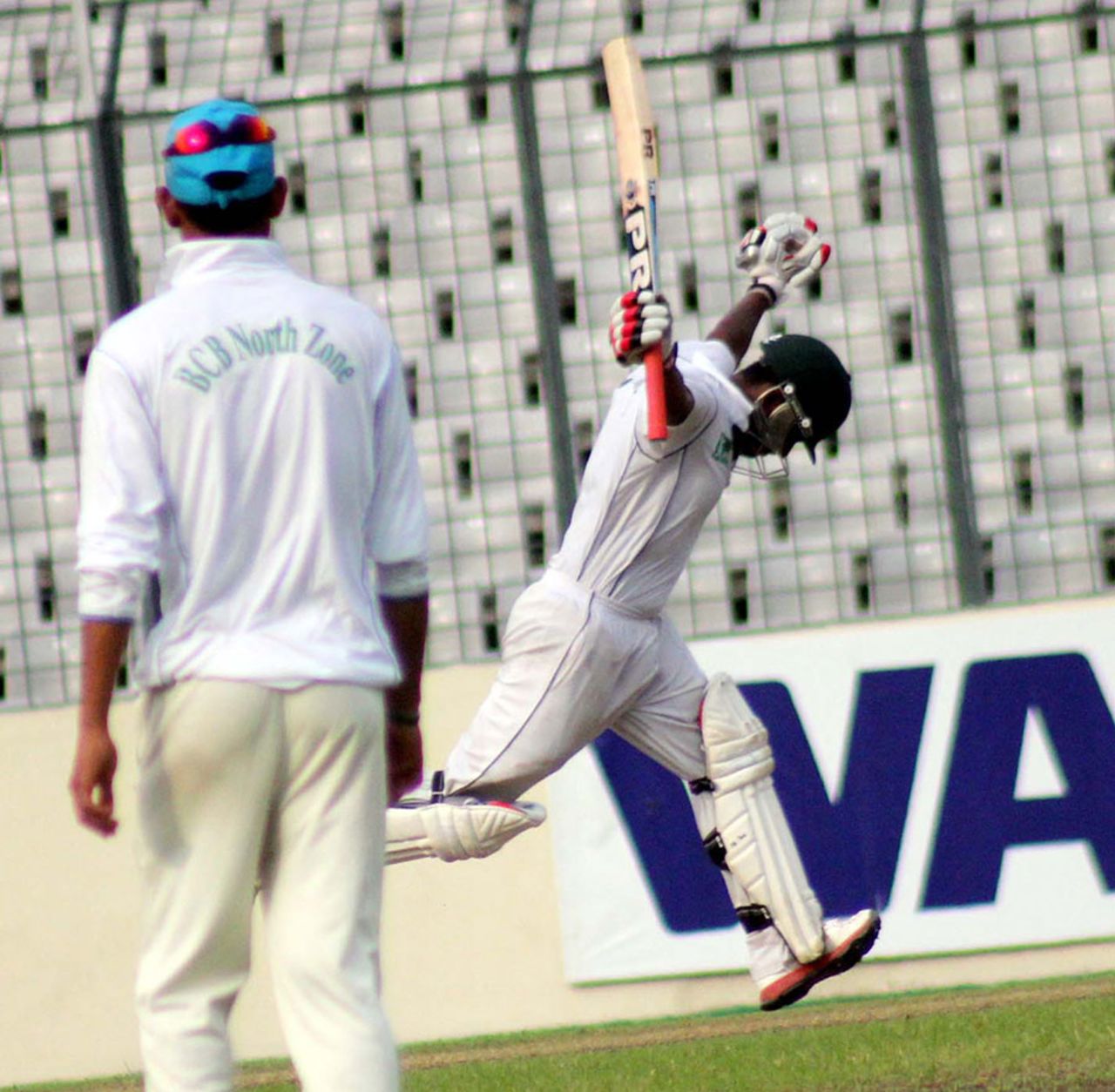 Imrul Kayes is ecstatic after reaching his maiden first-class double-century, South Zone v North Zone, Bangladesh Cricket League, final, 3rd day, May 11, 2014