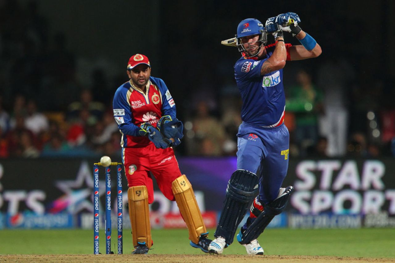 Kevin Pietersen goes on the attack, Royal Challengers Bangalore v Delhi Daredevils, IPL 2014, Bangalore, May 13, 2014