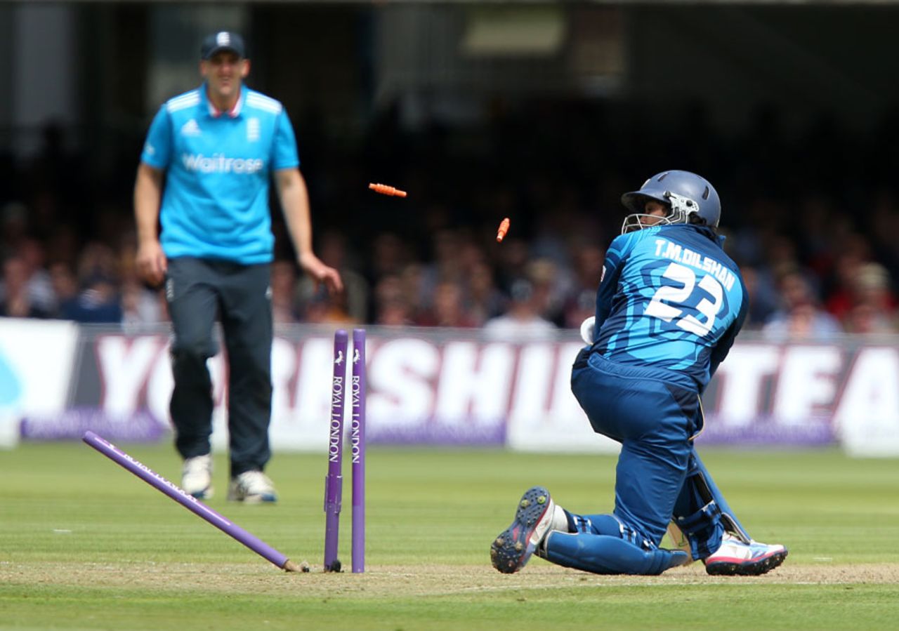 Tillakaratne Dilshan lost his leg stump to James Anderson, England v Sri Lanka, 4th ODI, Lord's, May 31, 2014