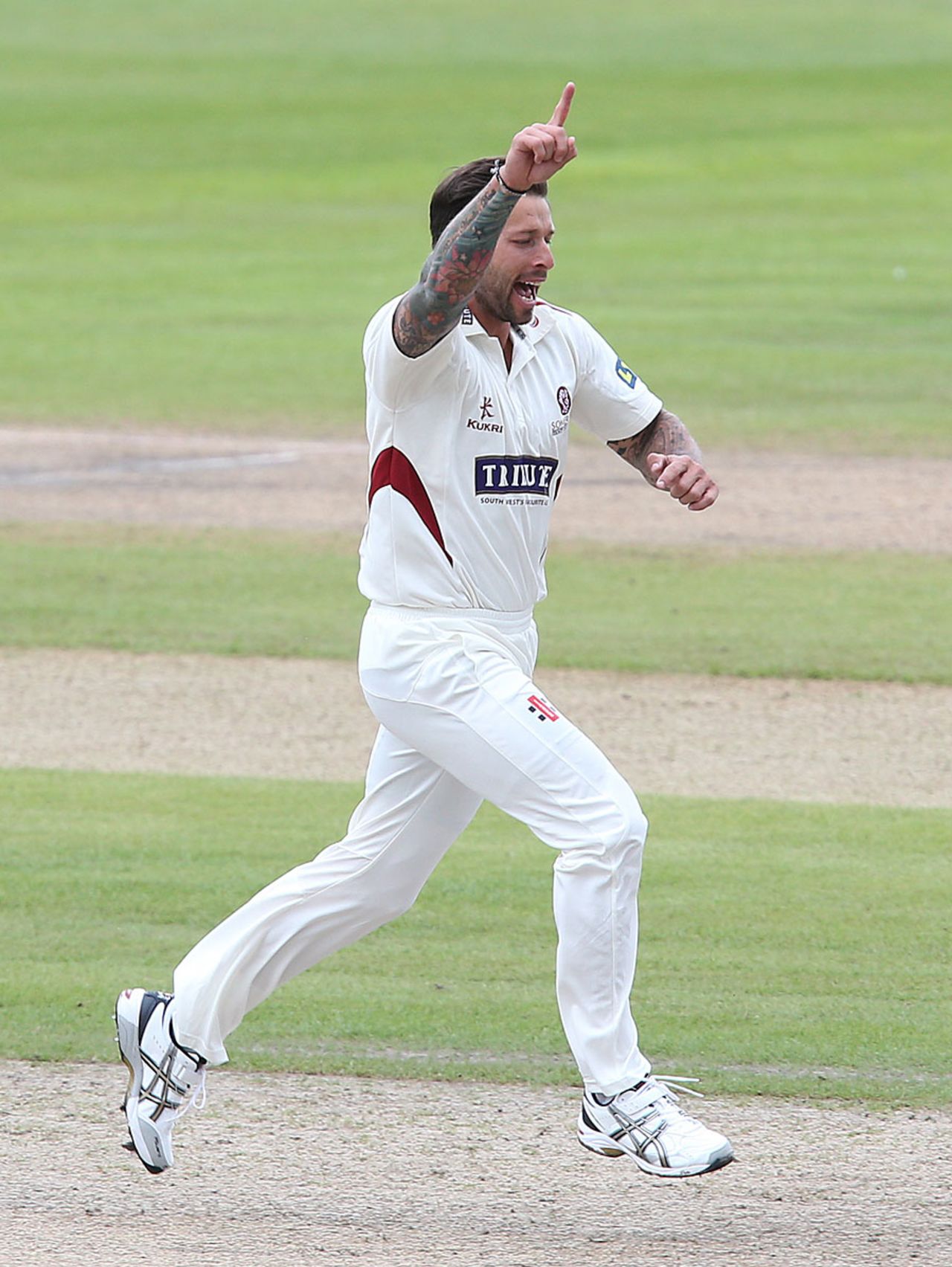 Peter Trego struck with the new ball, Lancashire v Somerset, County Championship, Division One, Old Trafford, June 3, 2014