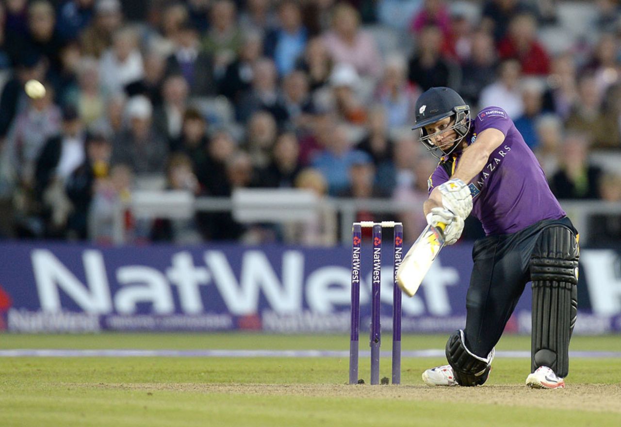 Rich Pyrah smashes a six to complete the chase, Surrey v Essex, NatWest T20 Blast, The Oval, June 6, 2014