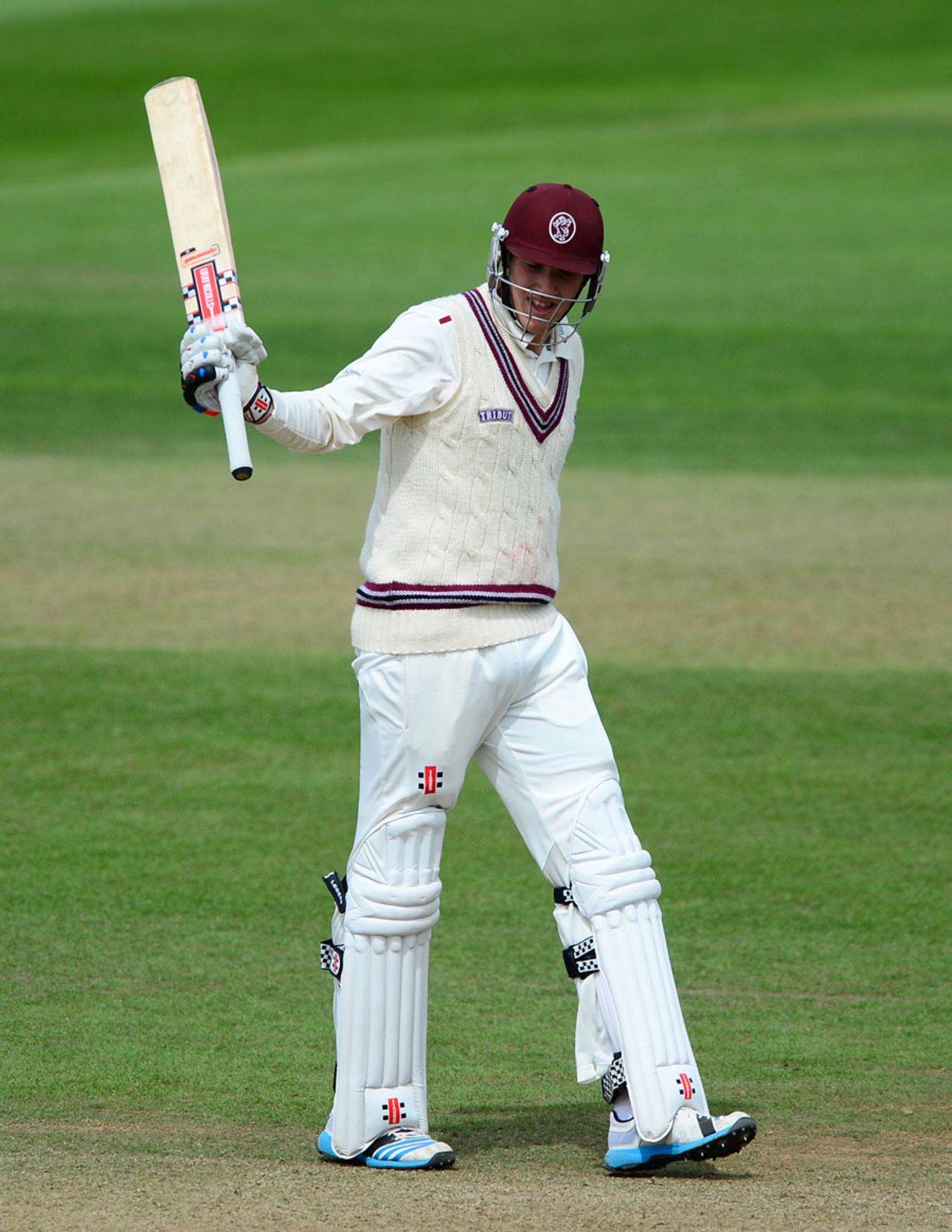 Craig Overton fell 14 runs short of a maiden hundred, Somerset v Sussex, County Championship, Division One, Taunton, 2nd day, June 9, 2014