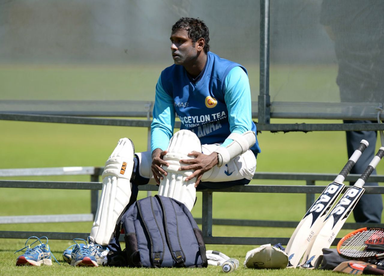 Angelo Mathews gets ready for a bat, Lord's, June 10, 2014