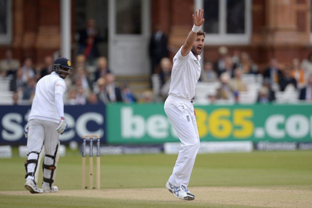 Liam Plunkett trapped Angelo Mathews lbw, England v Sri Lanka, 1st Investec Test, Lord's, 4th day, June 15, 2014