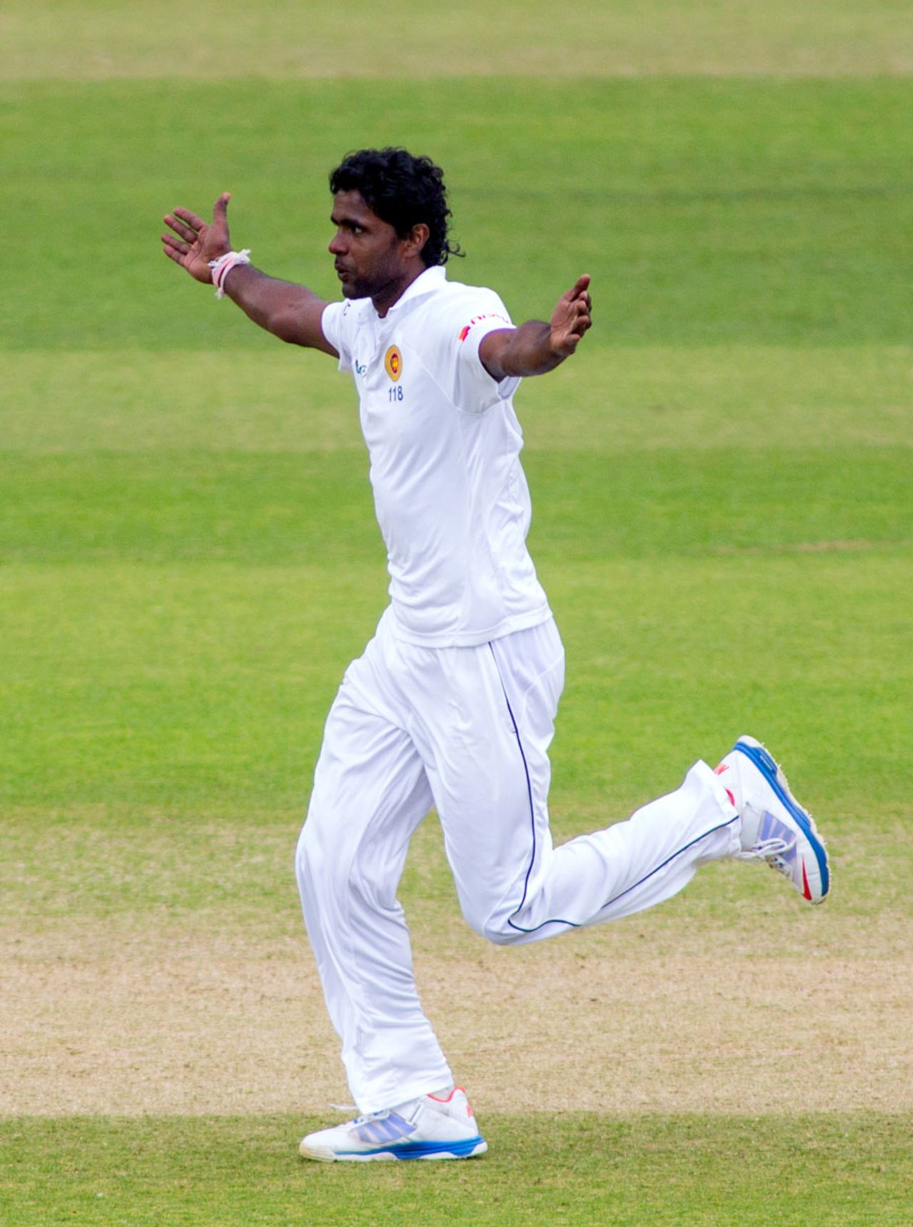 Shaminda Eranga claimed three wickets in his afternoon spell, England v Sri Lanka, 1st Investec Test, Lord's, 4th day, June 15, 2014