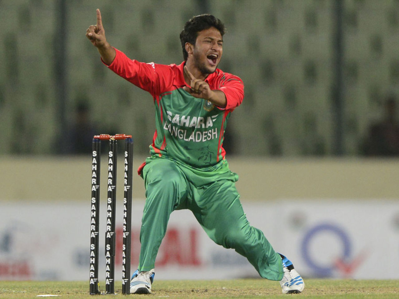 Shakib Al Hasan appeals for the wicket of Cheteshwar Pujara, Bangladesh v India, 1st ODI, Mirpur, June 15, 2014