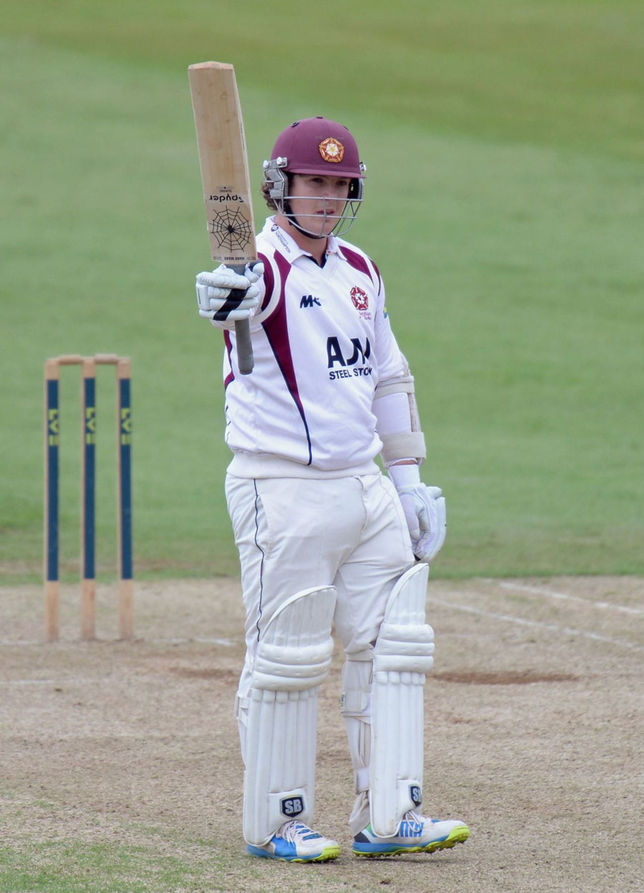 Rob Newton acknowledges his hundred, Northamptonshire v Warwickshire, County Championship, Division One, 1st day, Wantage Road, June 15, 2014