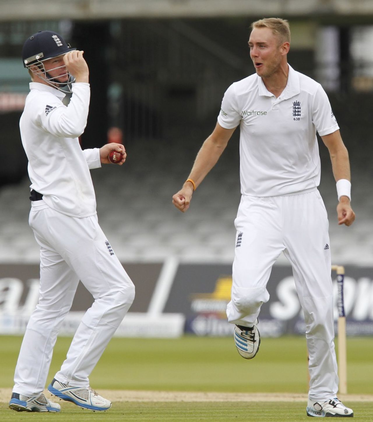 Stuart Broad made the first breakthrough of the final day, England v Sri Lanka, 1st Investec Test, Lord's, 5th day, June 16, 2014