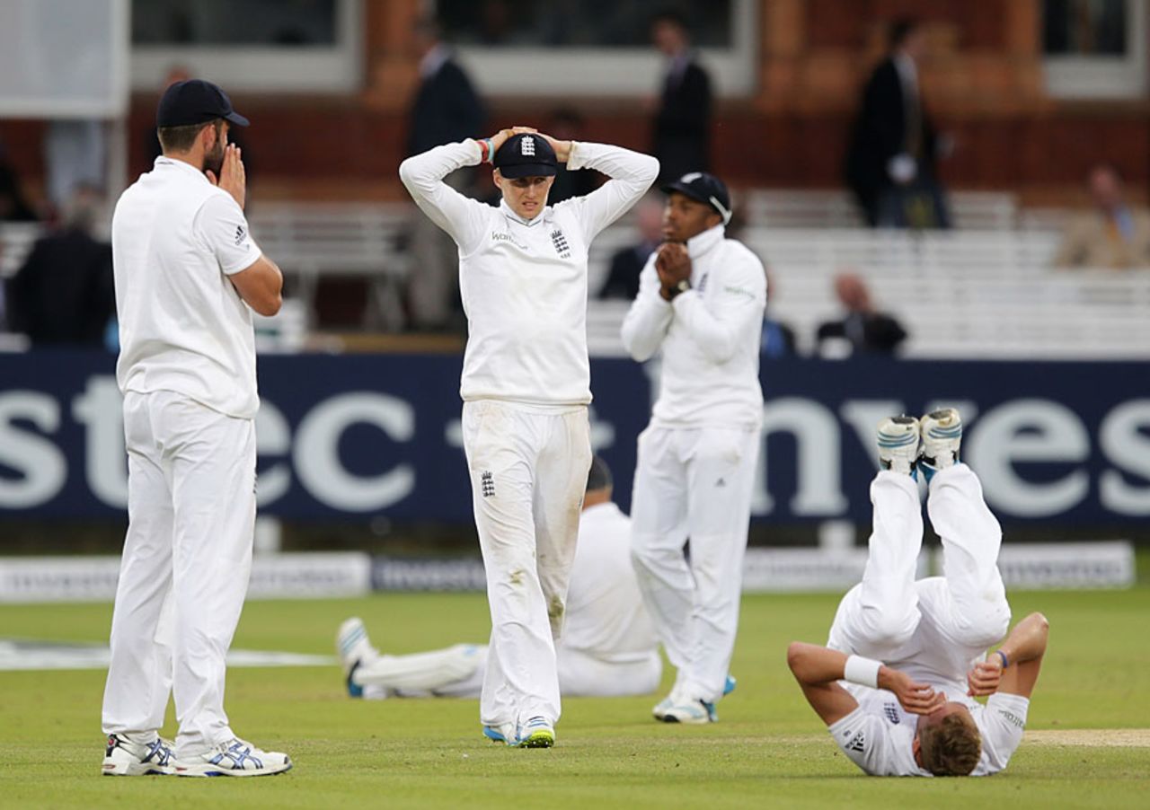 England can't believe it as the final ball falls short of slip, England v Sri Lanka, 1st Investec Test, Lord's, 5th day, June 16, 2014