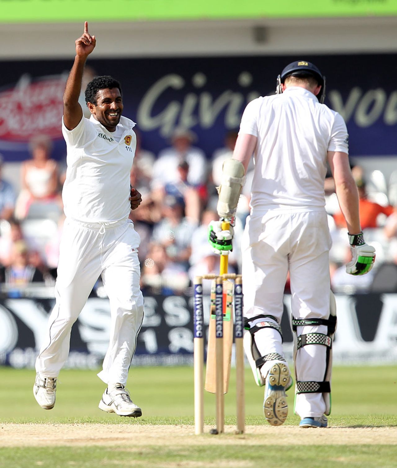 Dhammika Prasad celebrates after Sam Robson edges to slip, England v Sri Lanka, 2nd Investec Test, Headingley, 4th day, June 23, 2014