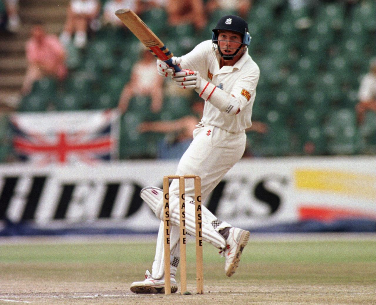 Mike Atherton hooks, South Africa v England, 2nd Test, Johannesburg, 5th day, December 4, 1995