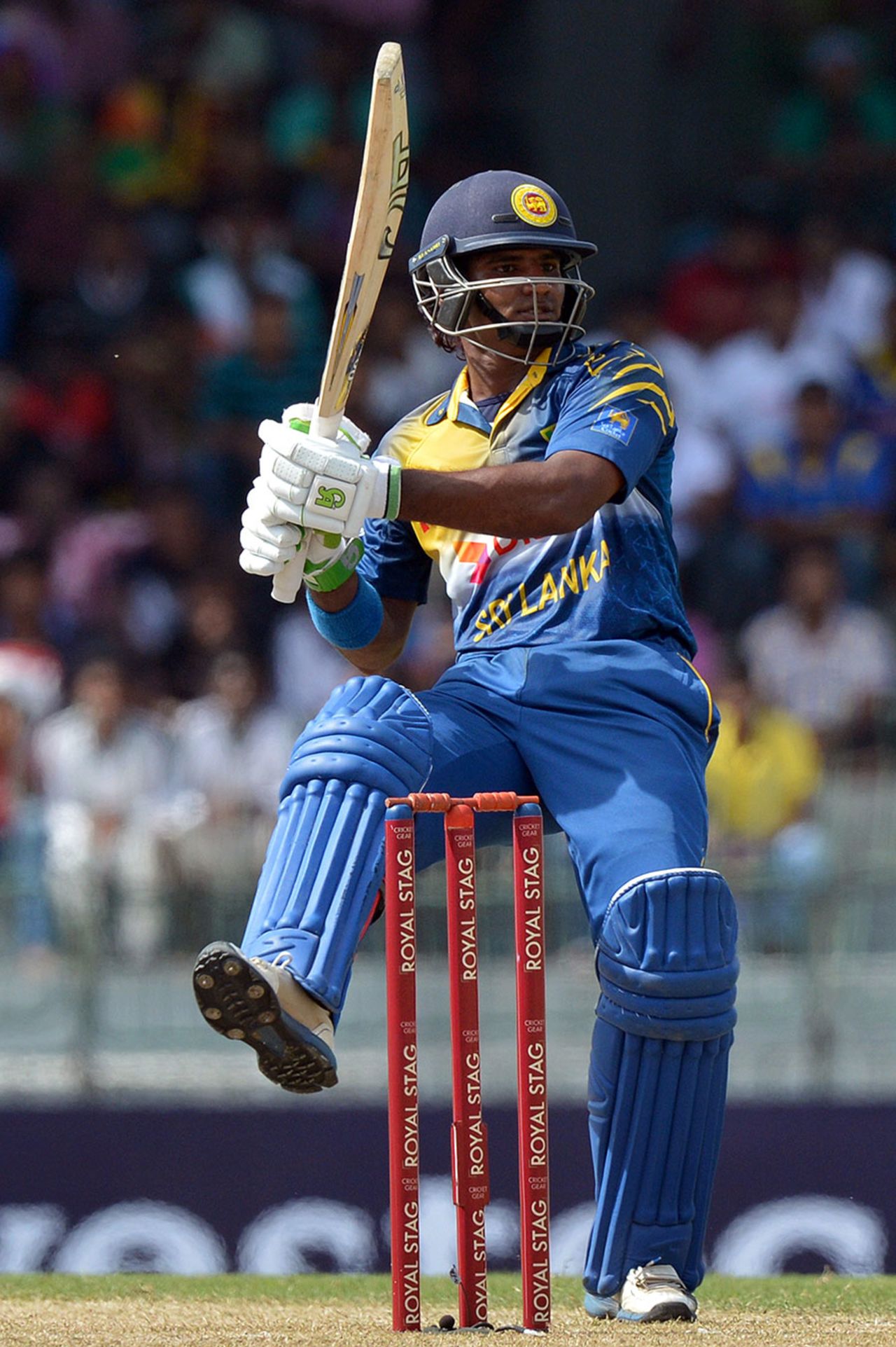 Kusal Perera swivels round to hook, Sri Lanka v South Africa, 1st ODI, Colombo, July 6, 2014