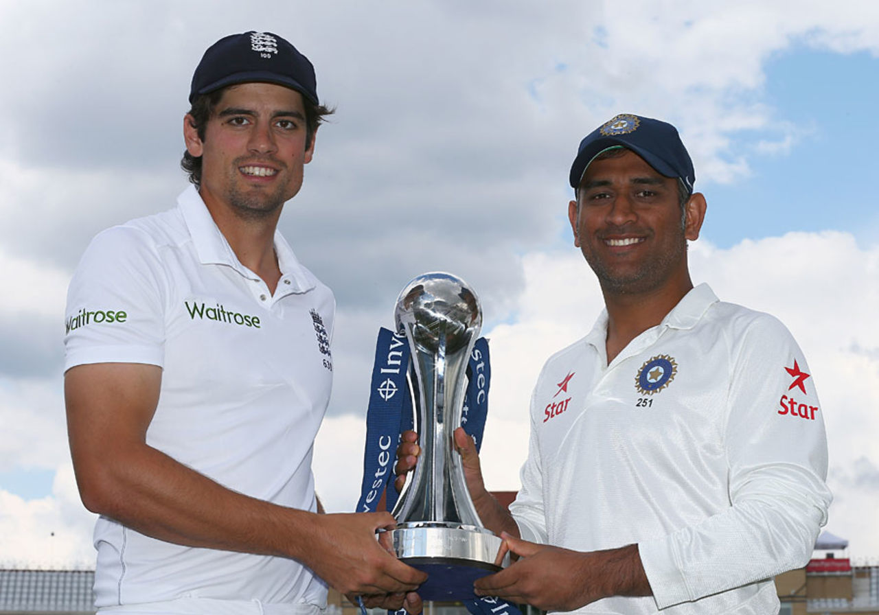Alastair Cook and MS Dhoni with the series trophy, Trent Bridge, July 8, 2014