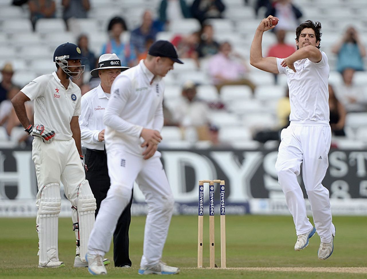 See it to believe it - Alastair Cook tries his hand at bowling, England v India, 1st Investec Test, Trent Bridge, 5th day, July 13, 2014