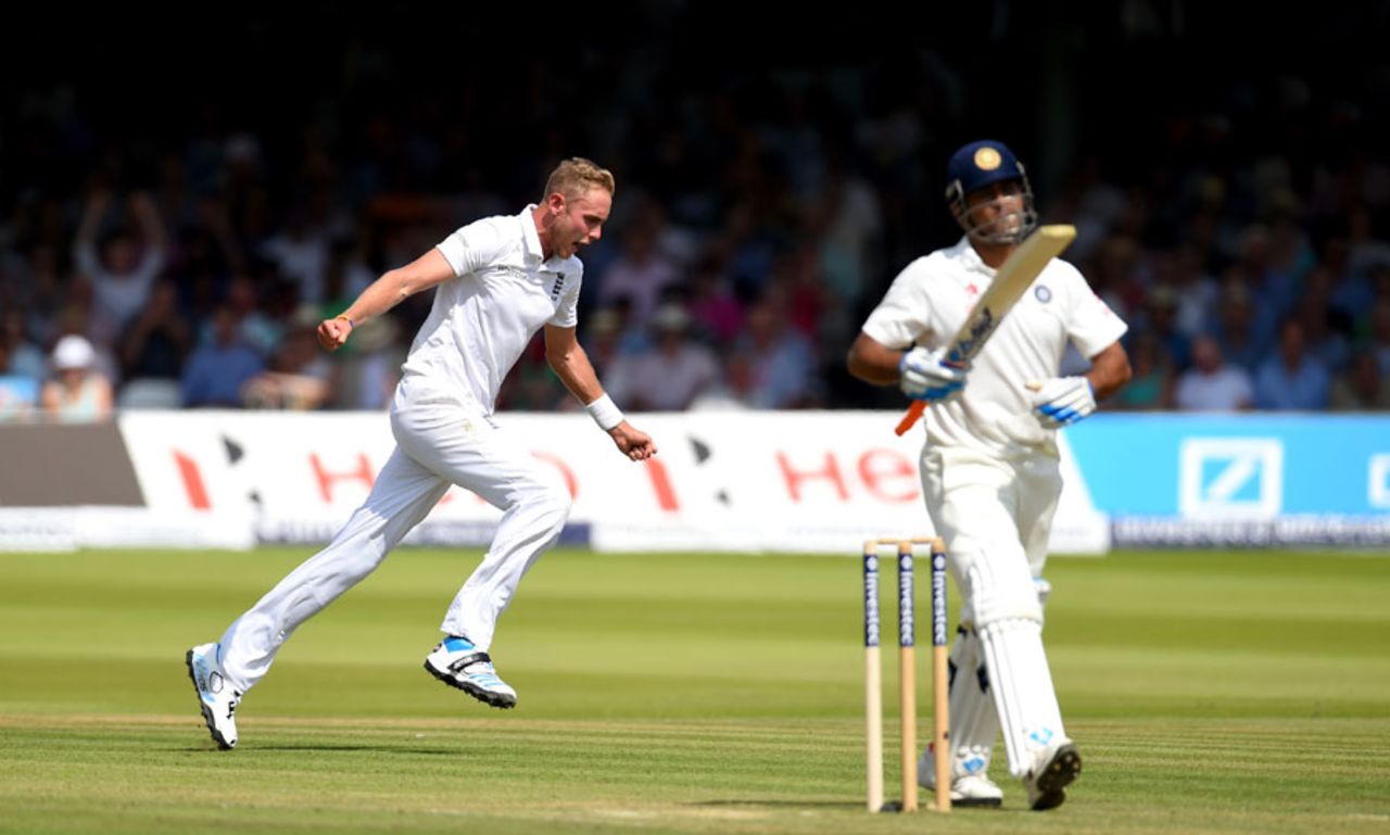 Stuart Broad wheels away in celebration after getting MS Dhoni, England v India, 2nd Investec Test, Lord's, 1st day, July 17, 2014