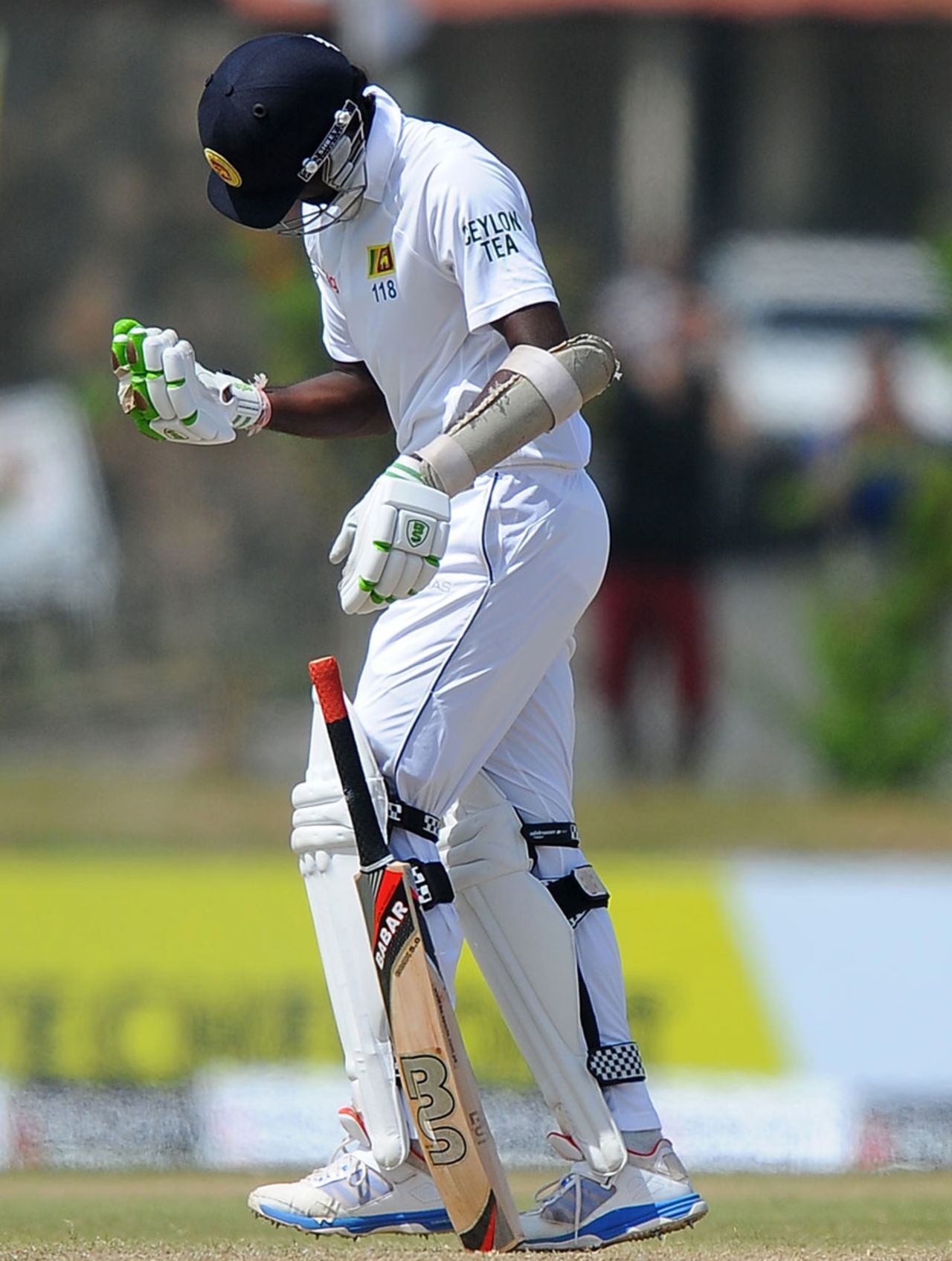 Shaminda Eranga checks his injured hand after a delivery from Dale Steyn, Sri Lanka v South Africa, 1st Test, Galle, 4th day, July 19, 2014