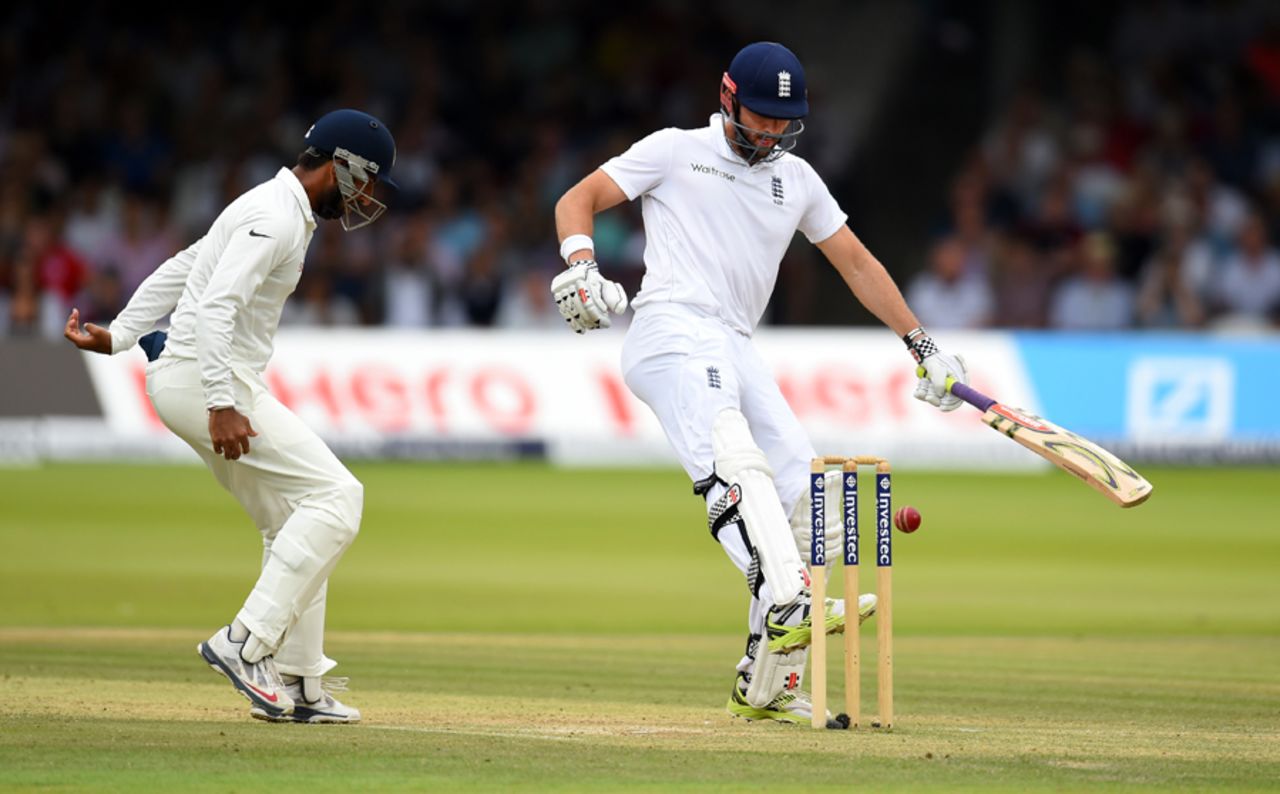 Liam Plunkett kicks the ball away from his stumps, England v India, 2nd Investec Test, Lord's, 3rd day, July 19, 2014
