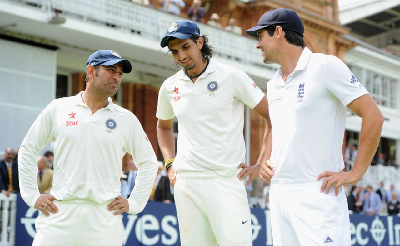 MS Dhoni, Ishant Sharma and Alastair Cook at the presentation, England v India, 2nd Investec Test, Lord's, 5th day, July 21, 2014