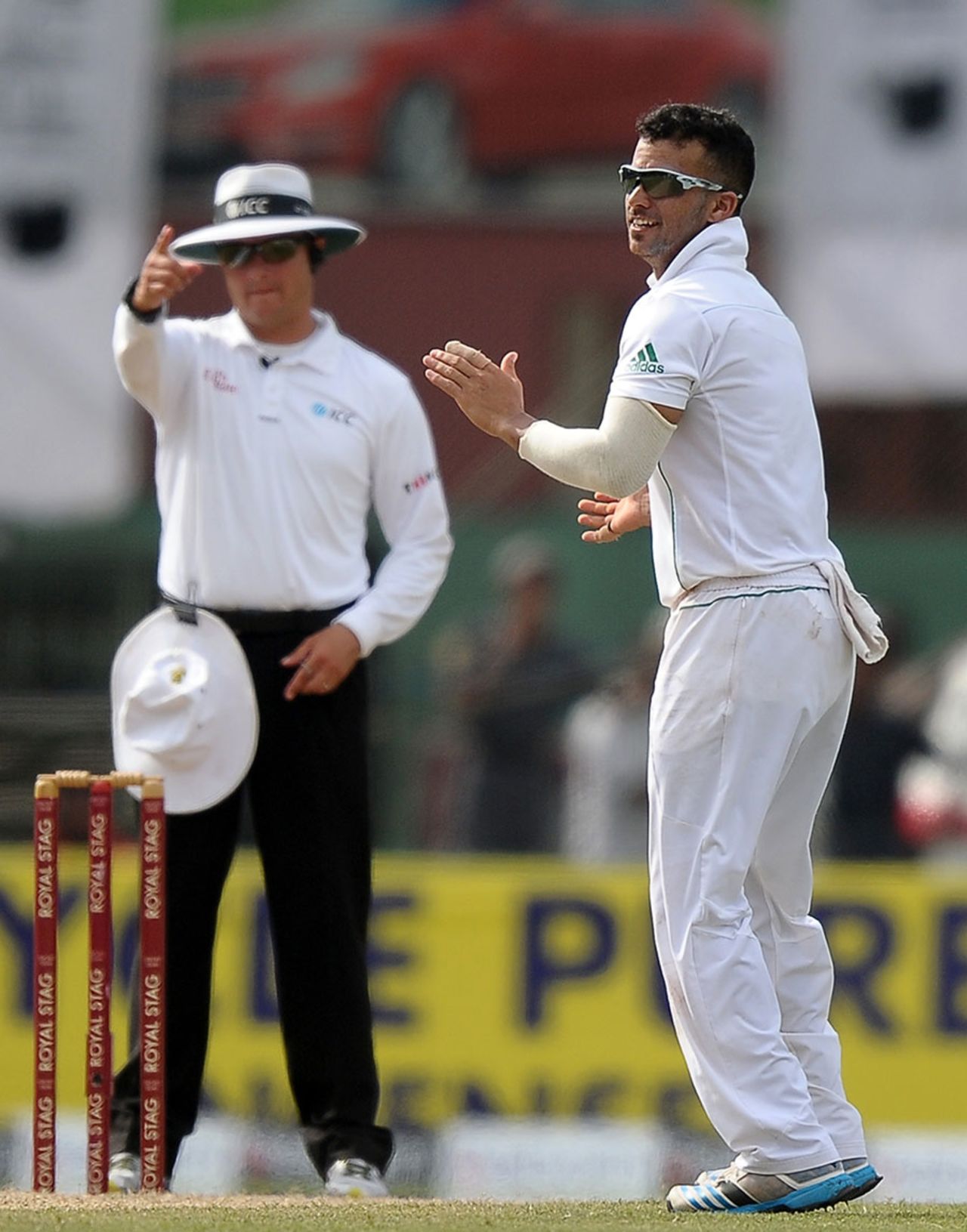 JP Duminy is elated after Angelo Mathews is given out caught behind, Sri Lanka v South Africa, 2nd Test, Colombo, 1st day, July 24, 2014