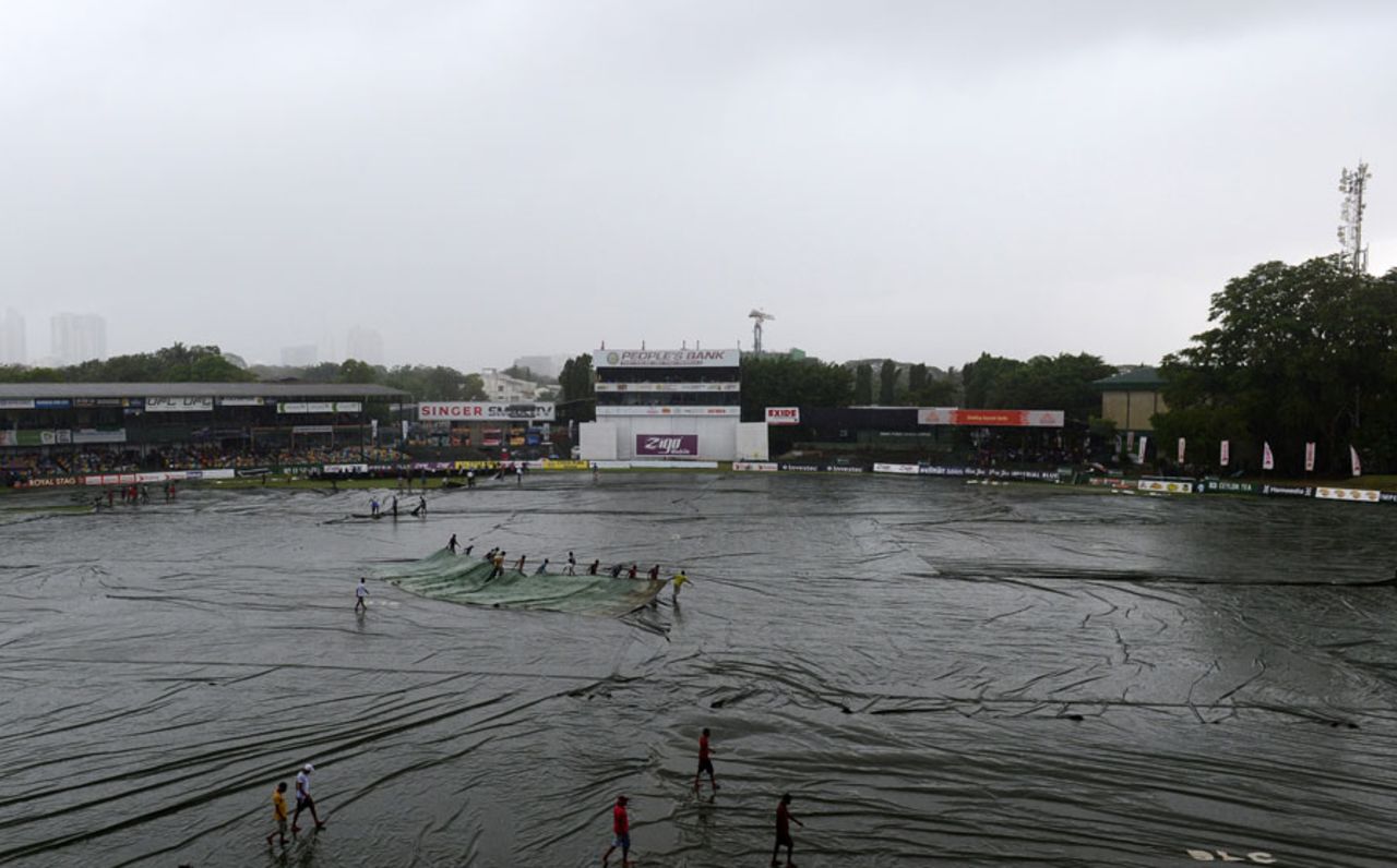 The whole outfield was covered after rain during the lunch break, Sri Lanka v South Africa, 2nd Test, Colombo, 4th day, July 27, 2014