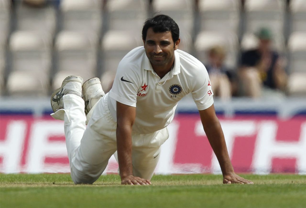 Mohammed Shami and India were steady in the early goings, England v India, 3rd Investec Test, Ageas Bowl, 1st day, July 27, 2014