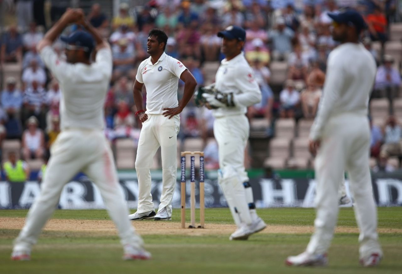 Pankaj Singh searched for his maiden wicket fruitlessly, England v India, 3rd Investec Test, Ageas Bowl, 4th day, July 30, 2014