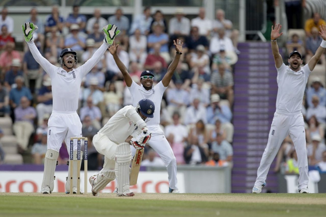 Shikhar Dhawan was placed under a severe test by England, England v India, 3rd Investec Test, Ageas Bowl, 4th day, July 30, 2014
