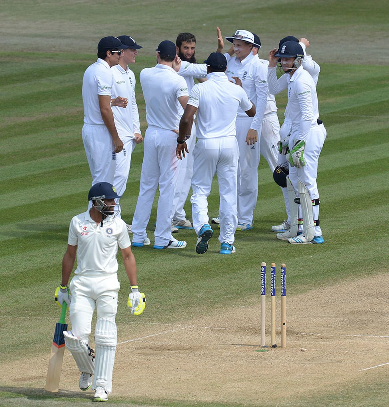 Ravi Jadeja walks off having been bowled by Moeen Ali, England v India, 3rd Investec Test, Ageas Bowl, 5th day, July 31, 2014