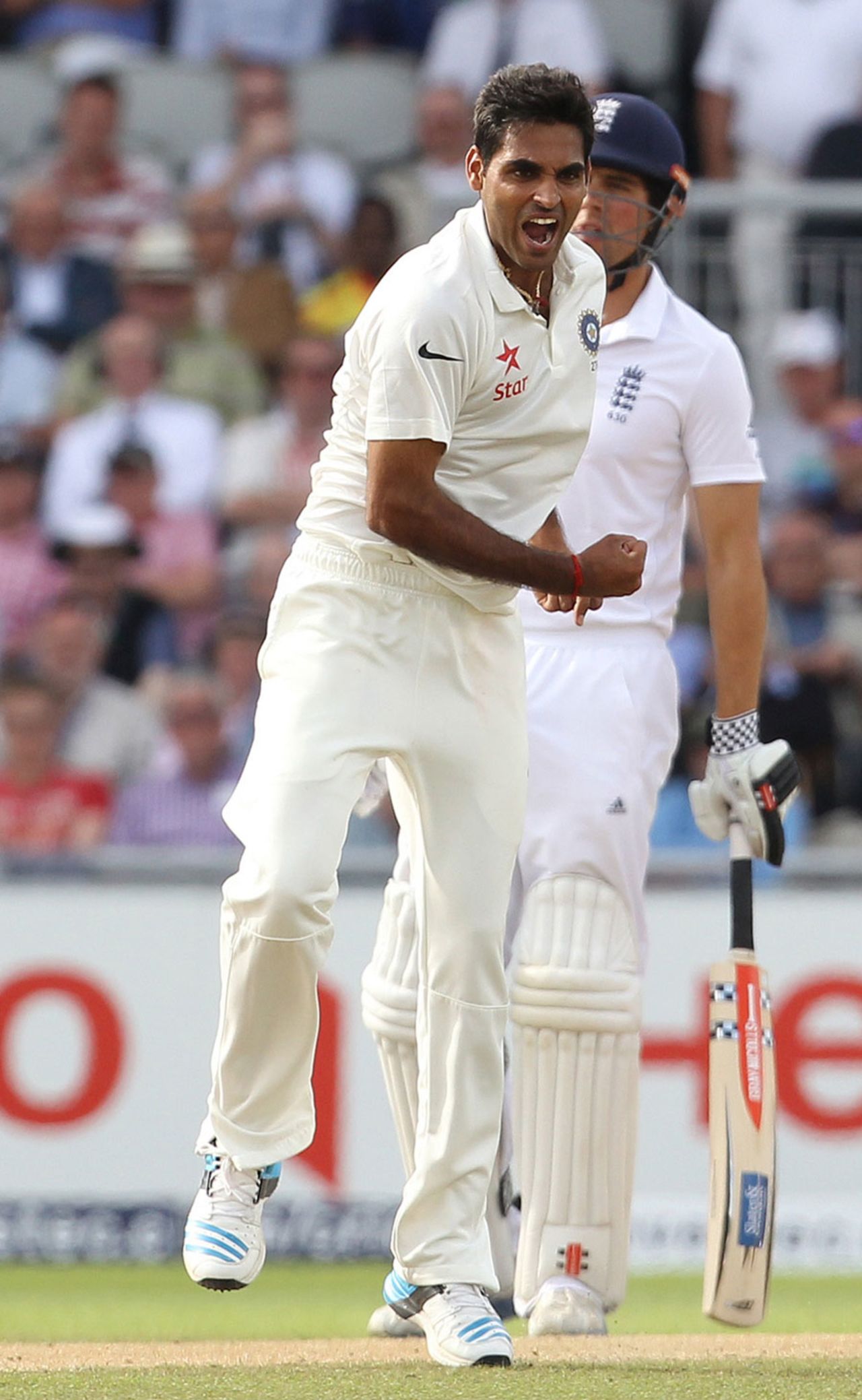 Bhuvneshwar Kumar struck in his first spell, England v India, 4th Test, Old Trafford, 1st day, August 7, 2014