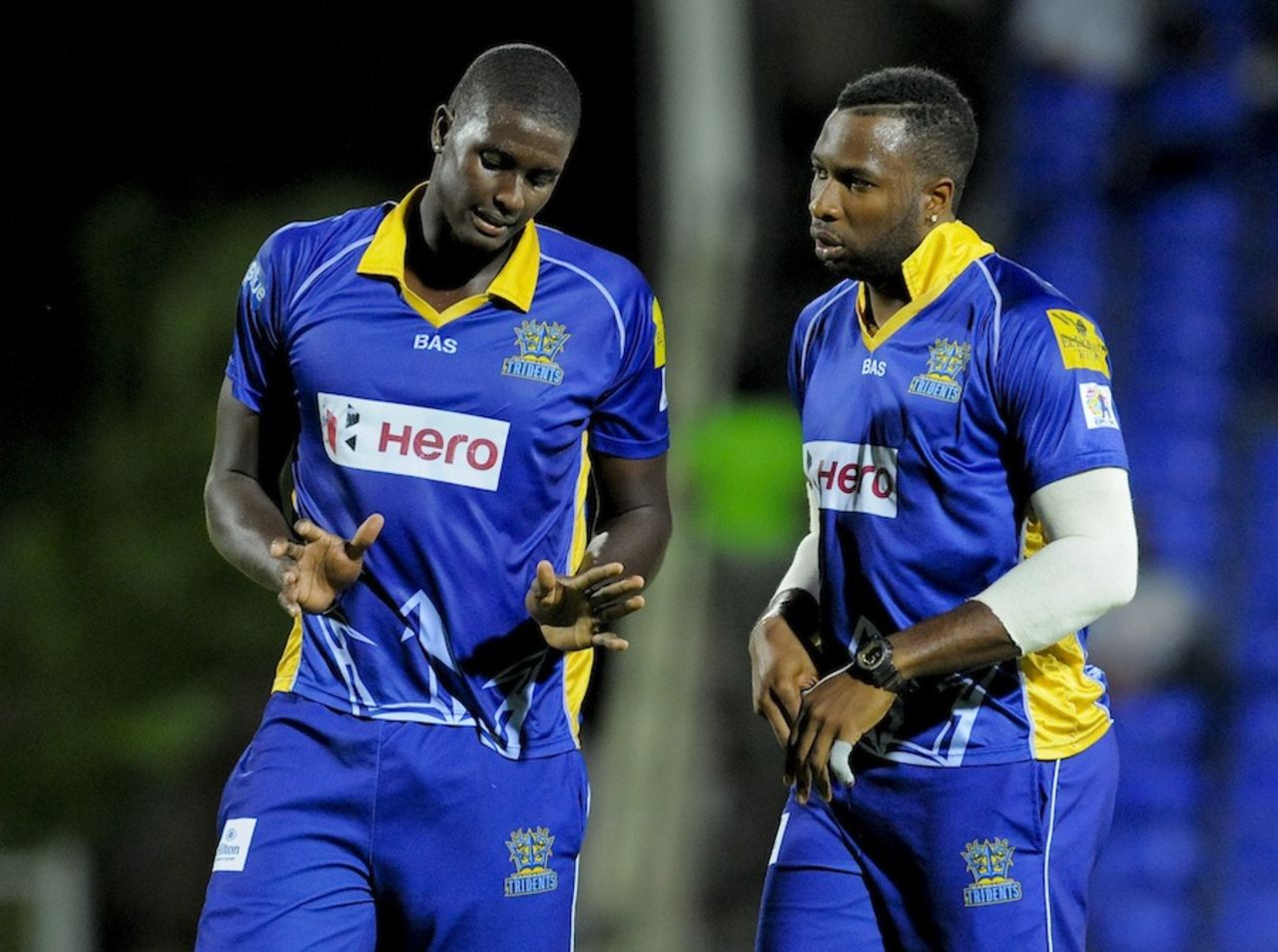 Jason Holder speaks to Kieron Pollard, Barbados Tridents v Trinidad & Tobago Red Steel, CPL, St Kitts, August 8, 2014