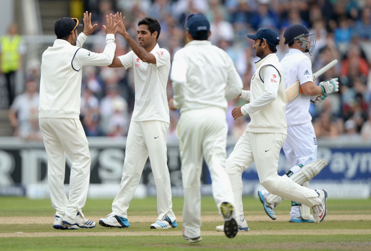 Bhuvneshwar Kumar struck twice on the second morning, England v India, 4th Test, Old Trafford, 2nd day, August 8, 2014