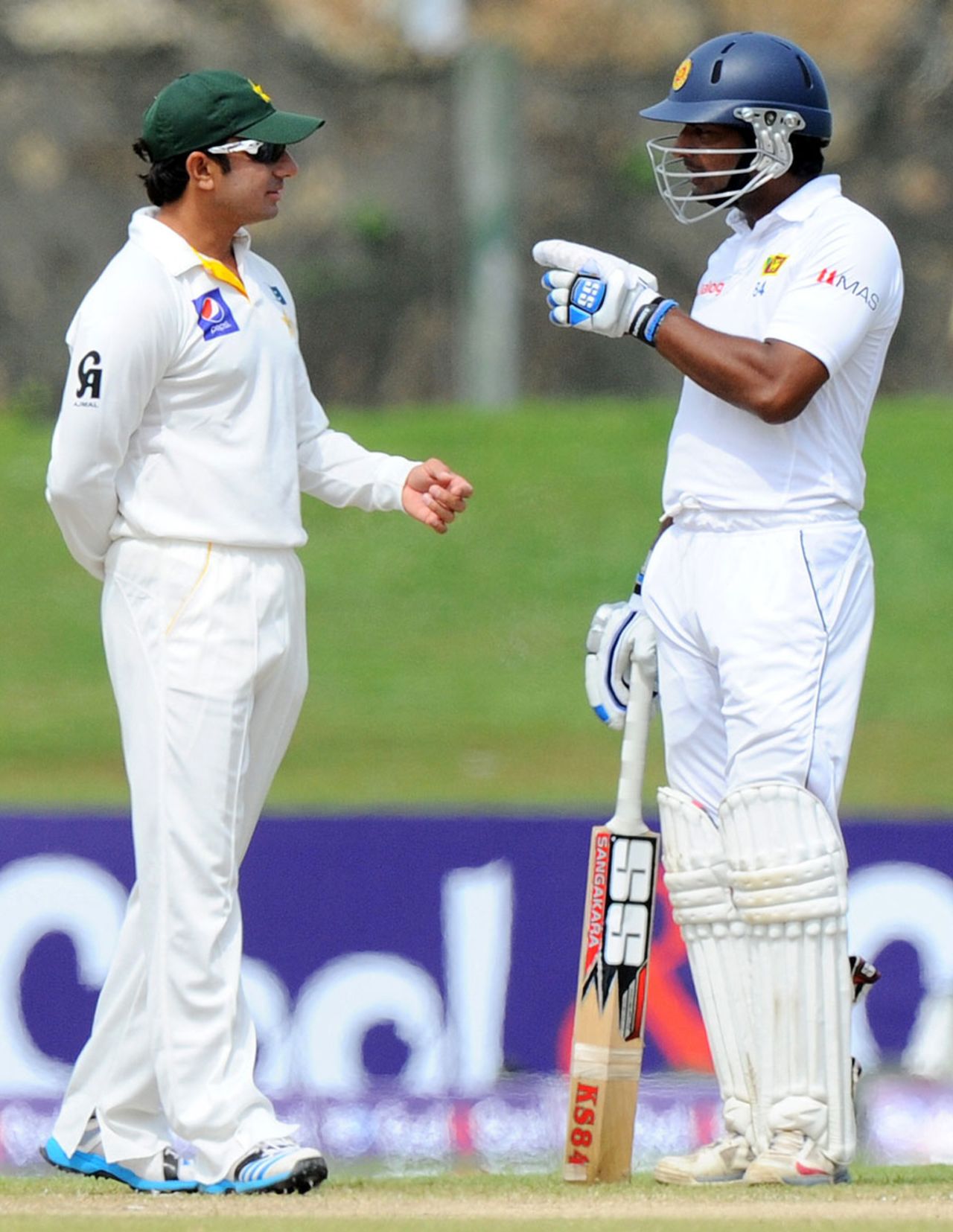 Saeed Ajmal and Kumar Sangakkara have a discussion, Sri Lanka v Pakistan, 1st Test, Galle, 4th day, August 9, 2014