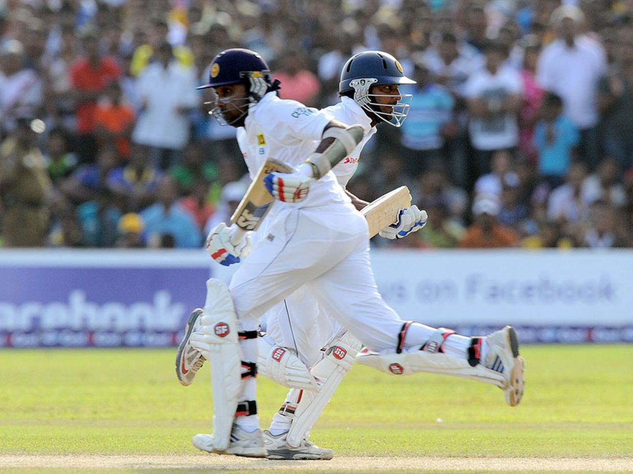 Kumar Sangakkara and Mahela Jayawardene run between the wickets, Sri Lanka v Pakistan, 1st Test, Galle, 5th day, August 10, 2014