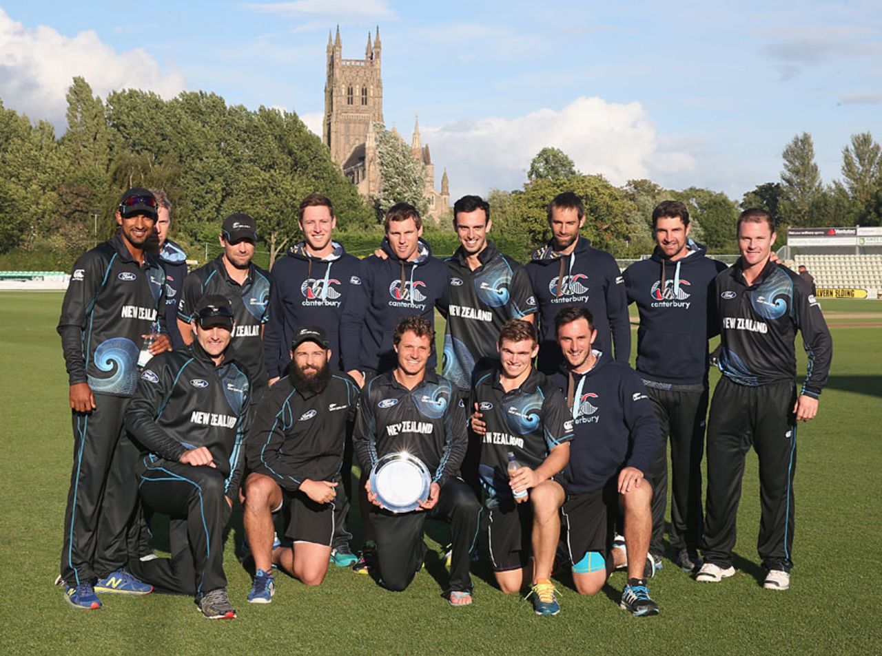 New Zealand A celebrate their tri-series success, England Lions v New Zealand A, Tri-series, New Road, August 12, 2014