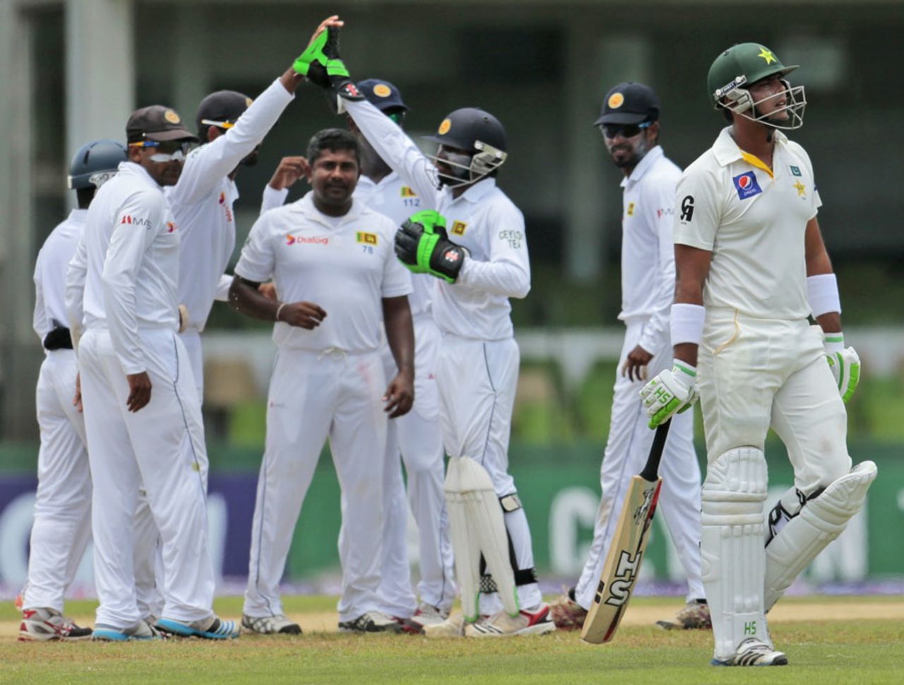 Khurram Manzoor walks off after being dismissed by Rangana Herath, Sri Lanka v Pakistan, 2nd Test, Colombo, 2nd day, August 15, 2014