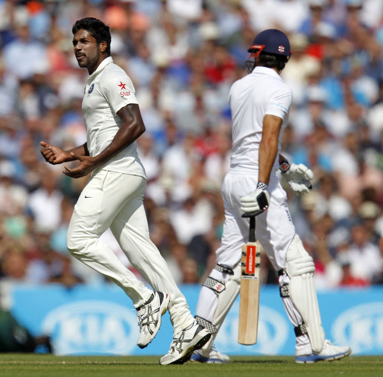 Varun Aaron finally had Alastair Cook caught at slip, England v India, 5th Investec Test, The Oval, 2nd day, August 16, 2014