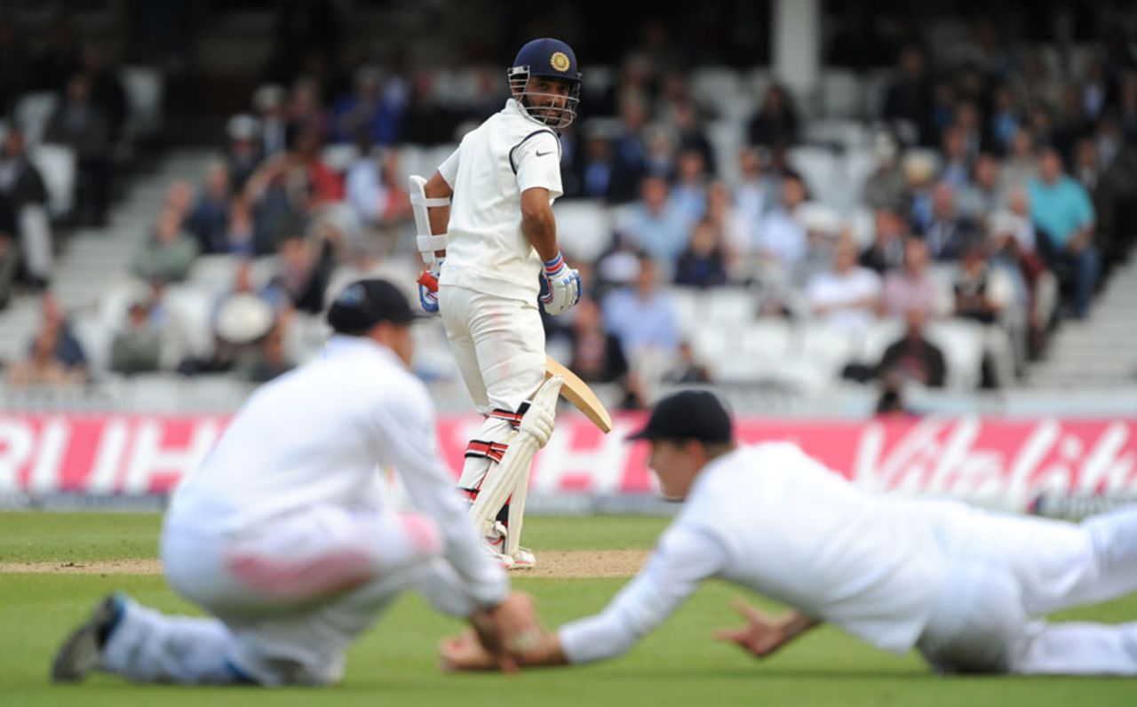 Gary Ballance dived in front of second slip to pull off a stunner, England v India, 5th Investec Test, The Oval, 3rd day, August 17, 2014