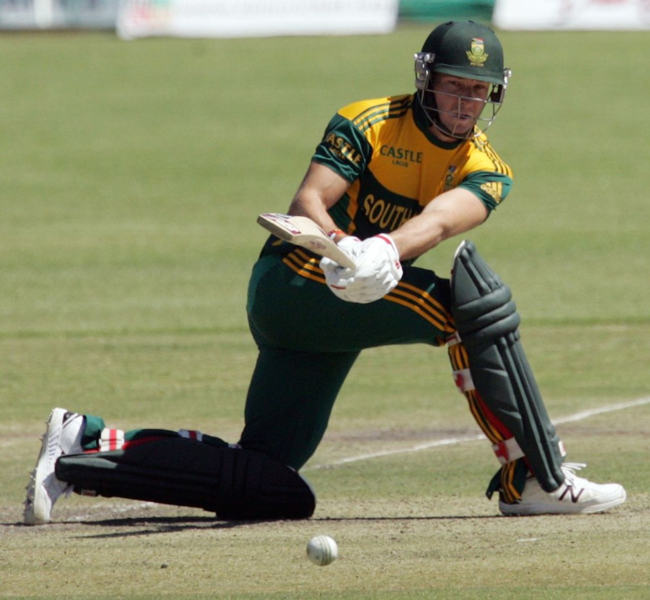David Miller sweeps along the ground, Zimbabwe v South Africa, 2nd ODI, Bulawayo, August 19, 2014