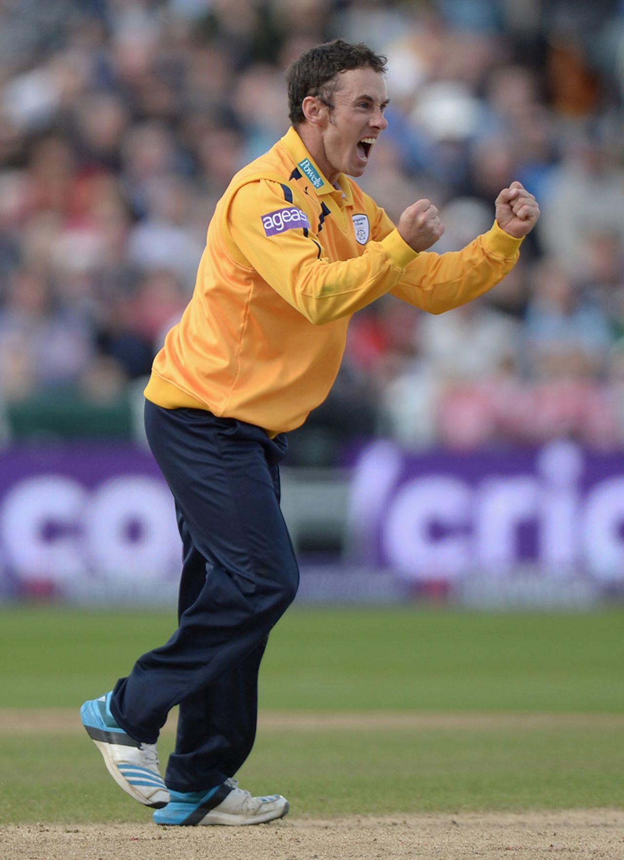 Will Smith produced a cracking spell of 3 for 15, Hampshire v Lancashire, 2nd NatWest T20 Blast semi-final, Edgbaston, August 23, 2014