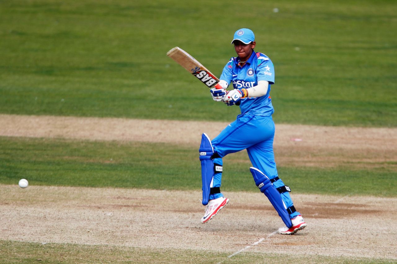 Harmanpreet Kaur targets the leg side, England v India, 2nd women's ODI, Scarborough, August 23, 2014